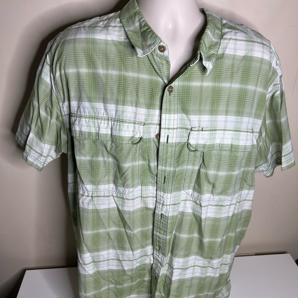 The north face short sleeve button down shirt XXL